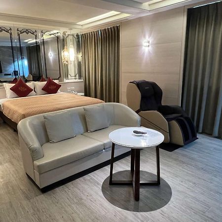 Chamotel - Lujhou Taipei Dış mekan fotoğraf
